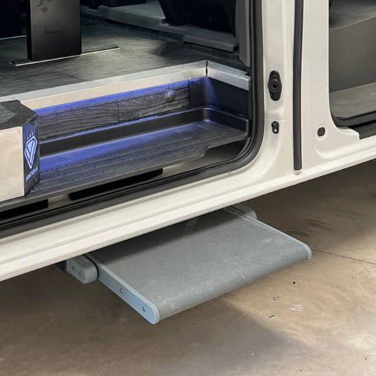 Estribo eléctrico corto